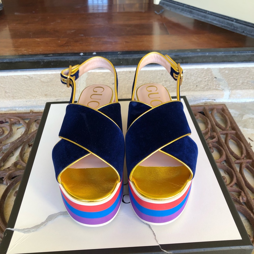 NIB Gucci Softy Velvet women’s platform sz 40 - Picture 1 of 8